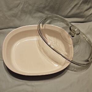 Vintage Corning Ware 2 1/2 quart (2.8 L) Oval Casserole With Lid